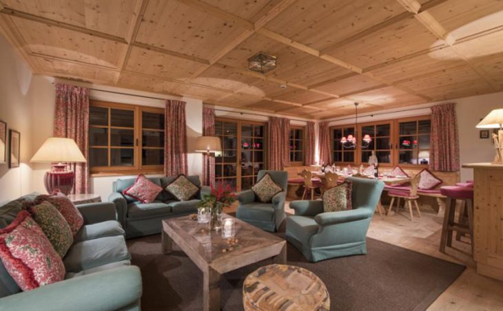 Chalet Alexandra, St Anton, Lounge